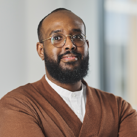 Hiliyeh Bashir, Fondateur de Hebora